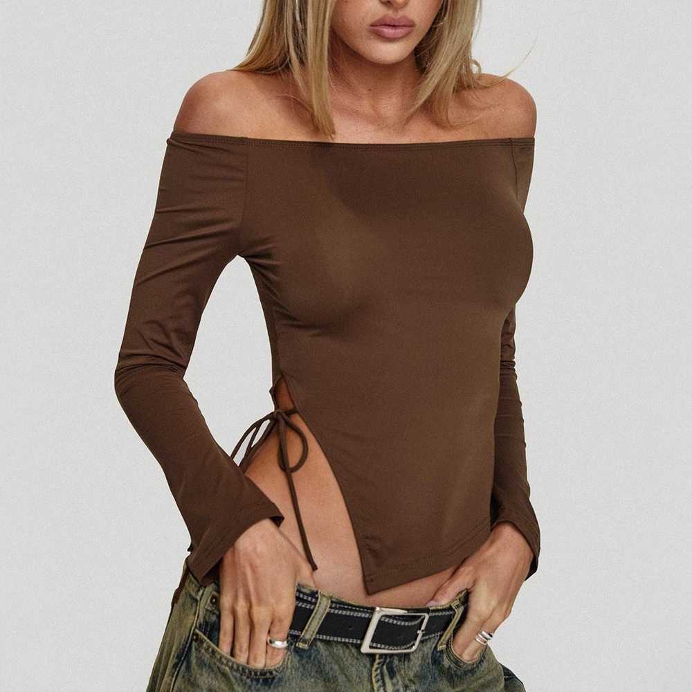 Princess Polly Endellion Off Shoulder Long Sleeve Top Chocolate